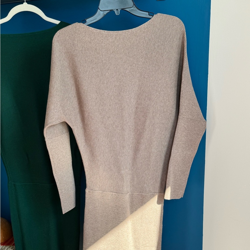 Banana republic midi long sleeve stretch dress for fall or winter